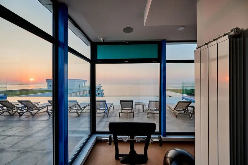 Beach Side Heaven Apartment in Infinity Beach Resort - parking – 10