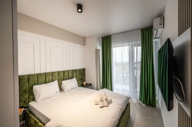 Bloomy Apartment in Odyssey Pools SPA and Parking – 24