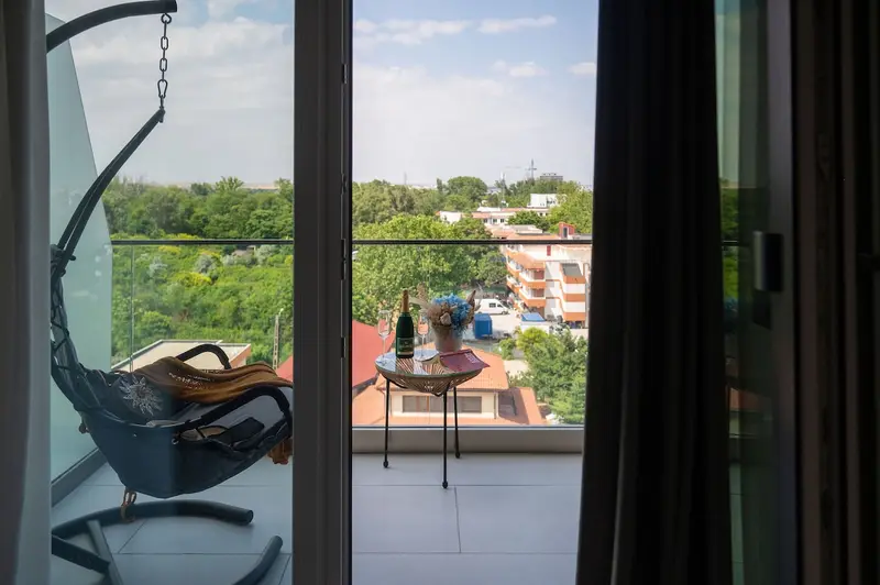 Topaz Apartment 103 in Odyssey Spa&Pool-parking – 53