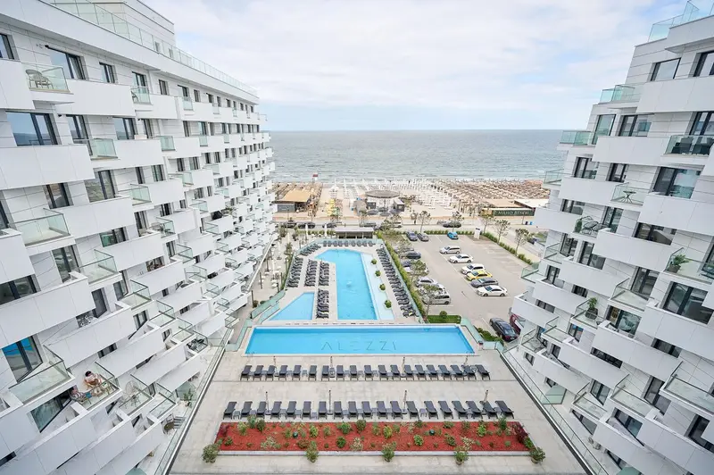 Cloud 9 Studio in Infinity Beach Resort – 2
