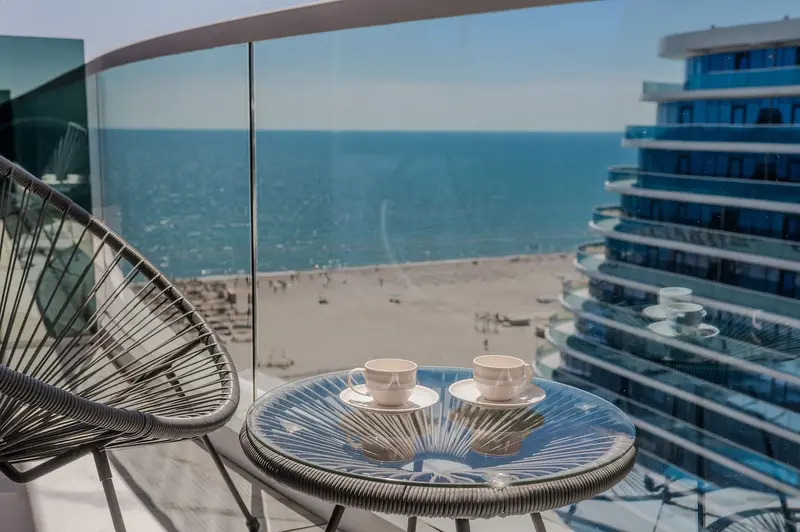 White Titanic Blue sea view Studio parking – 19