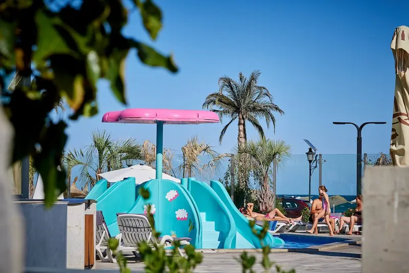 Opal Luxury Apartment 110 Spa n Pool Beach resort – 7