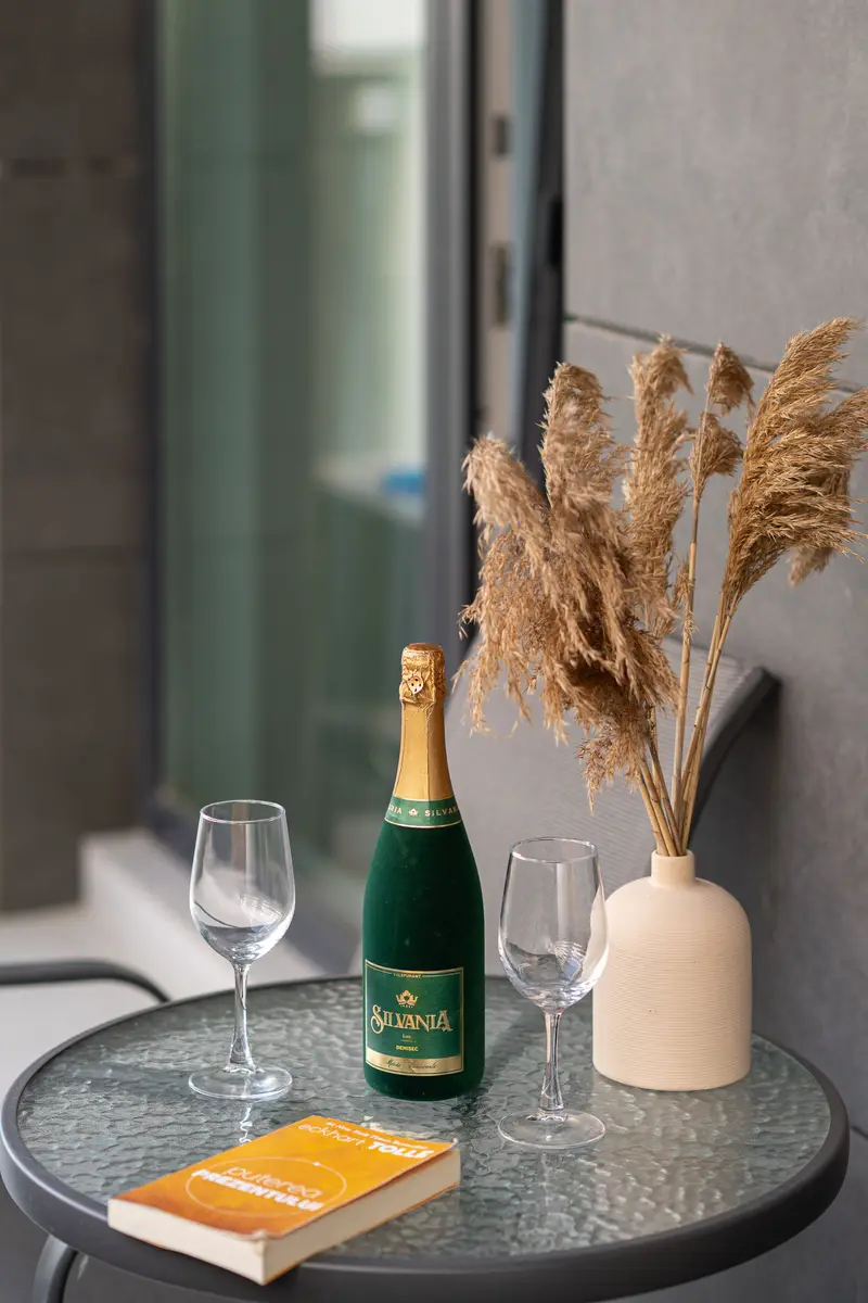 Josephine Apartment in Odyssey Spa & Pool-parking – 33
