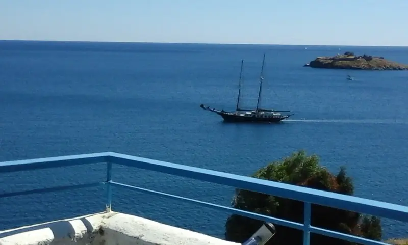 Aqua Vista Πόρος - Διαμέρισμα με Πανοραμική Θέα στη Θάλασσα και Κήπο – 4