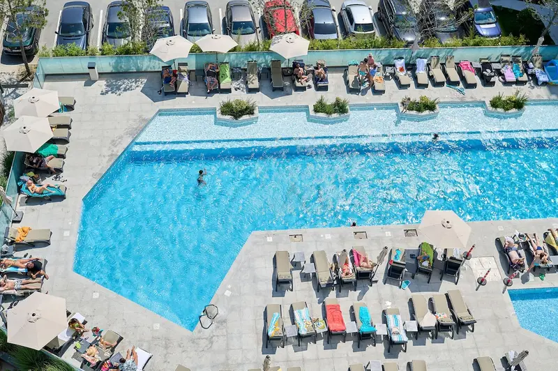 Wave n’ Sea Apartment in Infinity Beach Resort - parking – 34