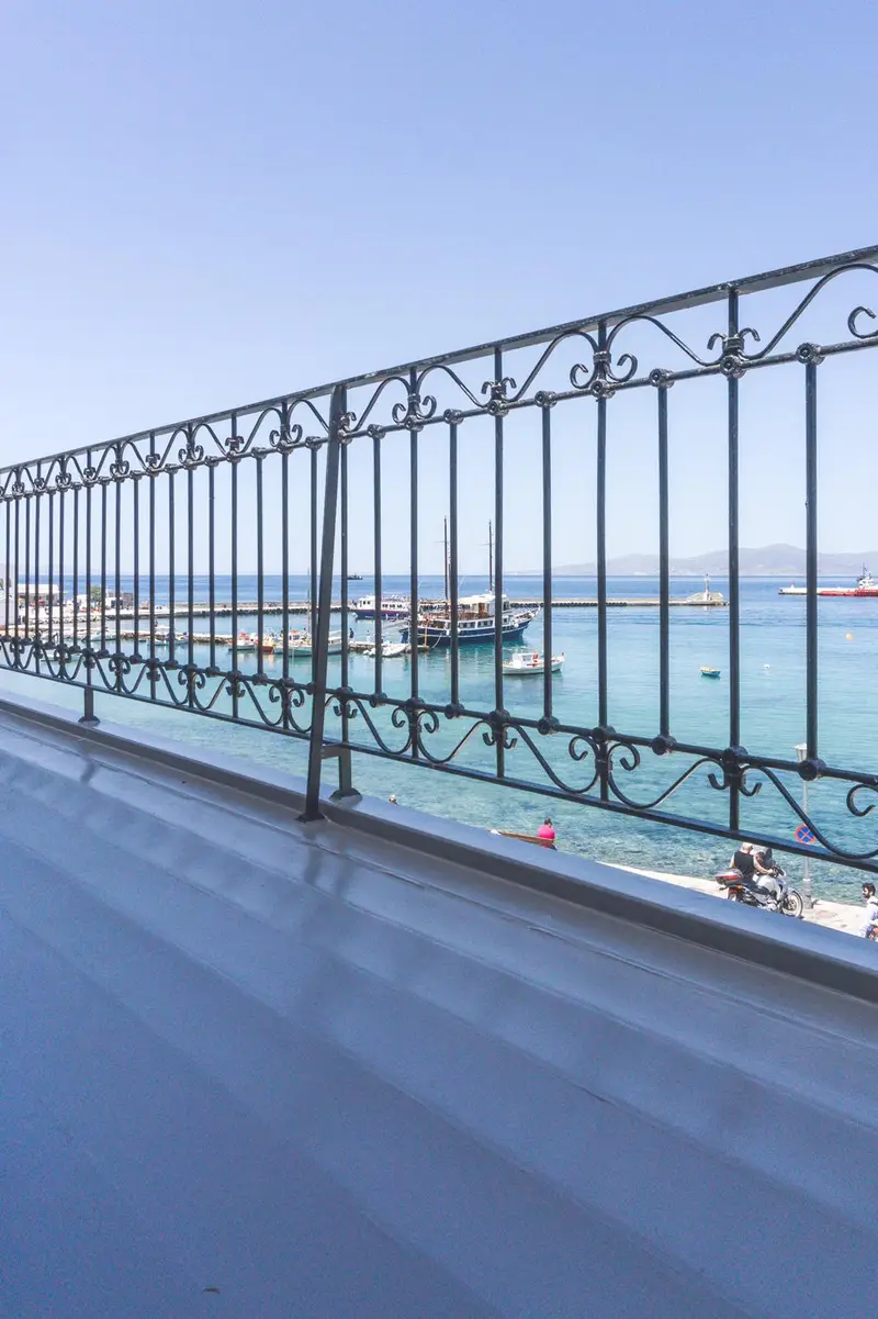 Aqua Vista Μύκονος - Κατοικία με Θέα στο Λιμάνι, στην Πλατεία Μαντώ, Mykonos Town