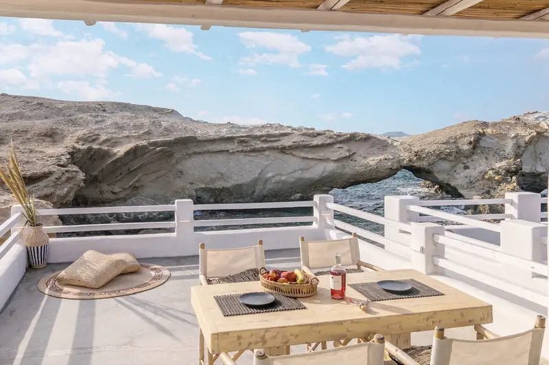 Aqua Vista Μήλος - Παραθαλάσσιο Σπίτι με Δύο Βεράντες με Θέα στη Θάλασσα στον Άγιο Κωνσταντίνο – 2