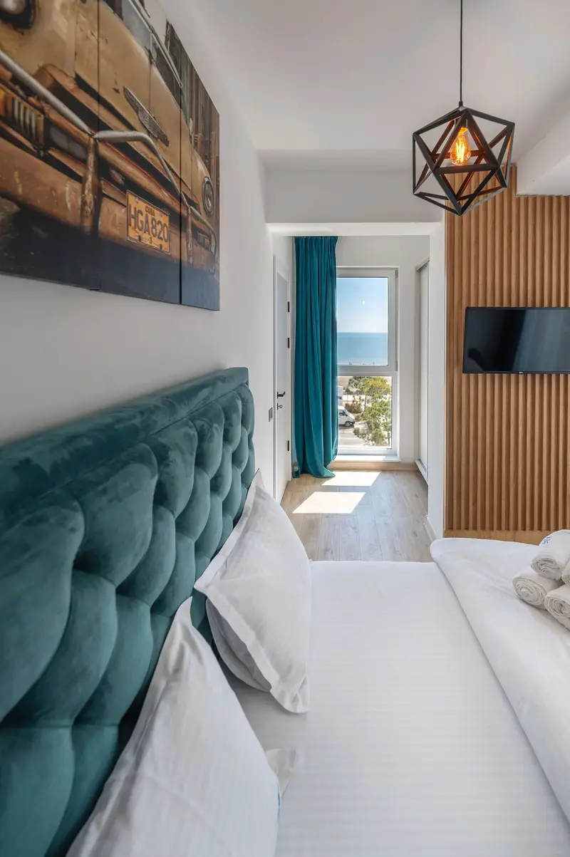 Amazing Sea View Apartment in Infinity pools n spa  – 32
