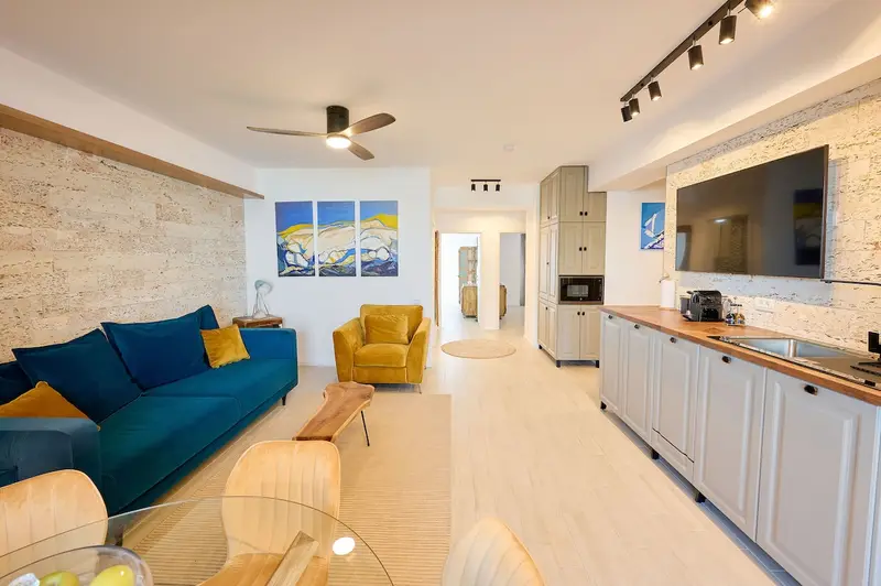 Aqua Vista Aquarama Lake View 2BR Mamaia – 5