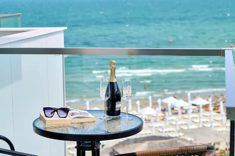 Sea Gem Apartment in Infinity Beach Resort parking – 10