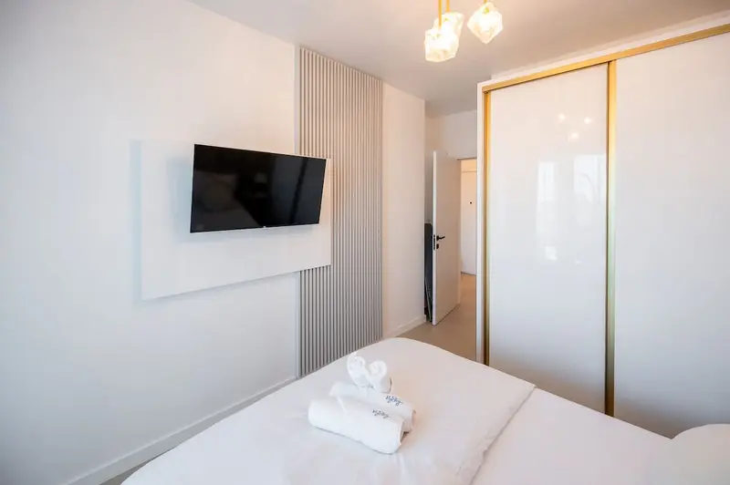 Glam Apartment in Odyssey Spa Pools and Parking – 12