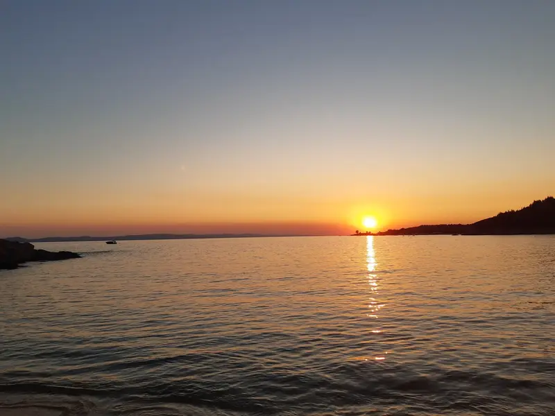 Aqua Vista Σιθωνία - Αναπαλαιωμένο Οικογενειακό Σπίτι με Κήπο πάνω από την Τορώνη – 8
