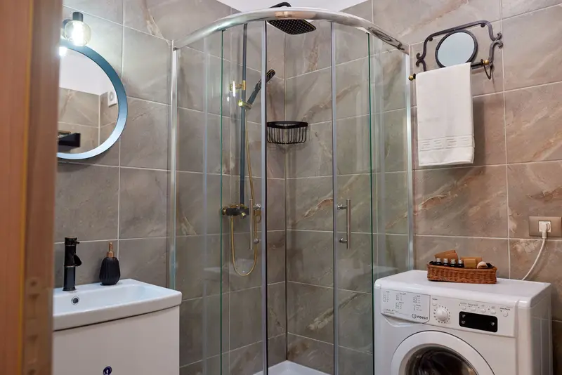Blue Aqua Studio Spa n Pool Alezzi – 15