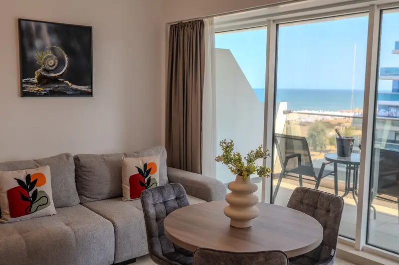 AC-421-Spectre Collection (60 SQM Studio Sea View) – 15