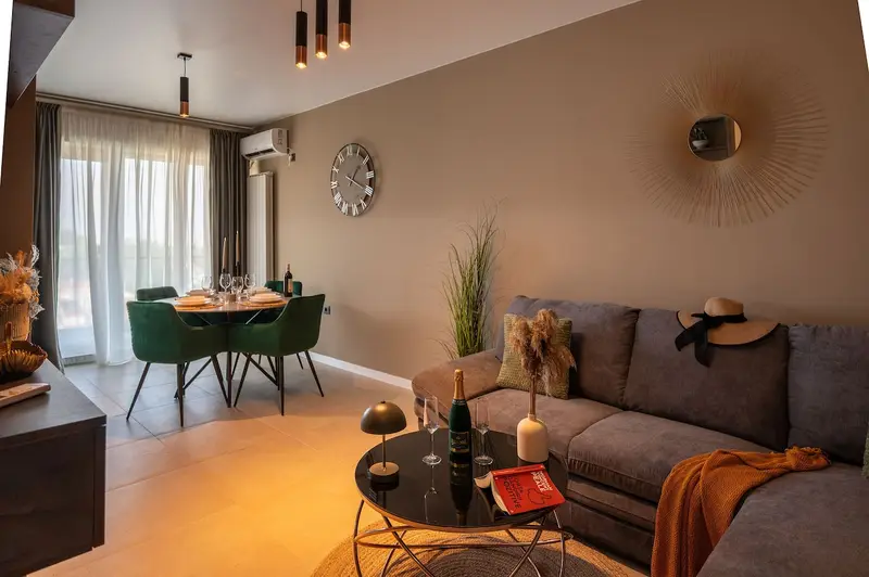 Topaz Apartment 103 in Odyssey Spa&Pool-parking – 30