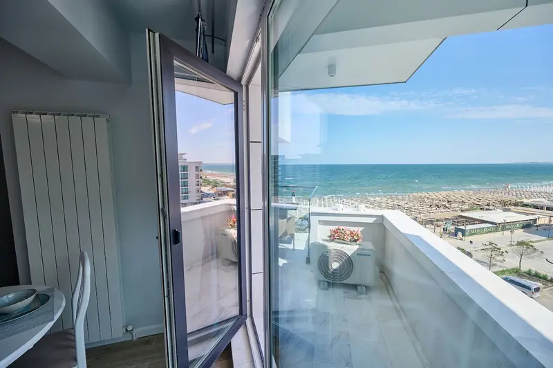 Sea Breeze Apartment in Infinity Beach Resort - parking – 18