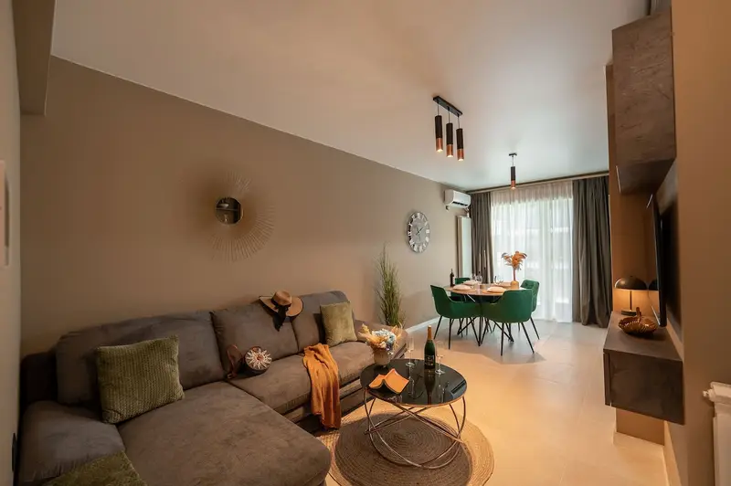 Topaz Apartment 96 in Odyssey Spa&Pool-parking – 5