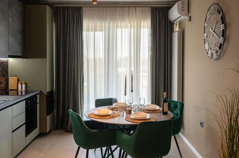 Topaz Apartment 103 in Odyssey Spa&Pool-parking – 5