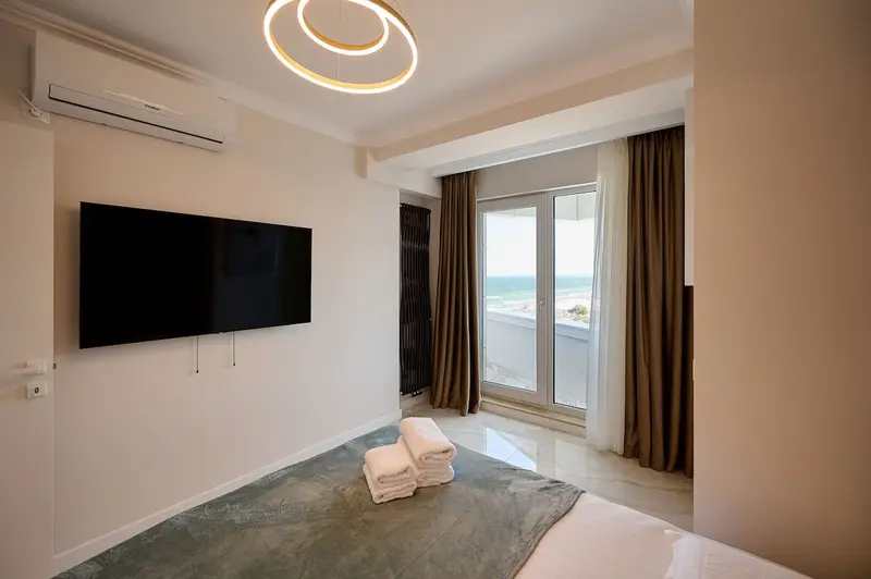 Beach Bliss Apartment in Infinity Beach Resort parking – 29