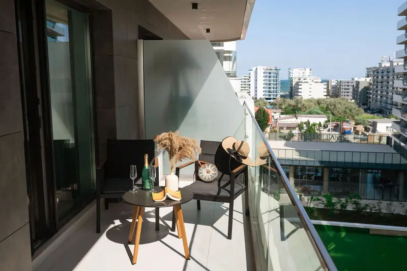 La Bella Apartment in Odyssey Spa Pools Parking – 2