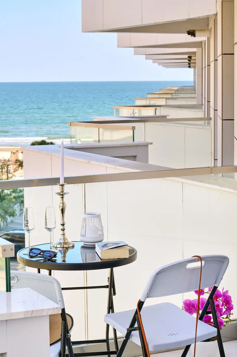 Emerald Gems Apartment in Infinity Beach Resort – 10