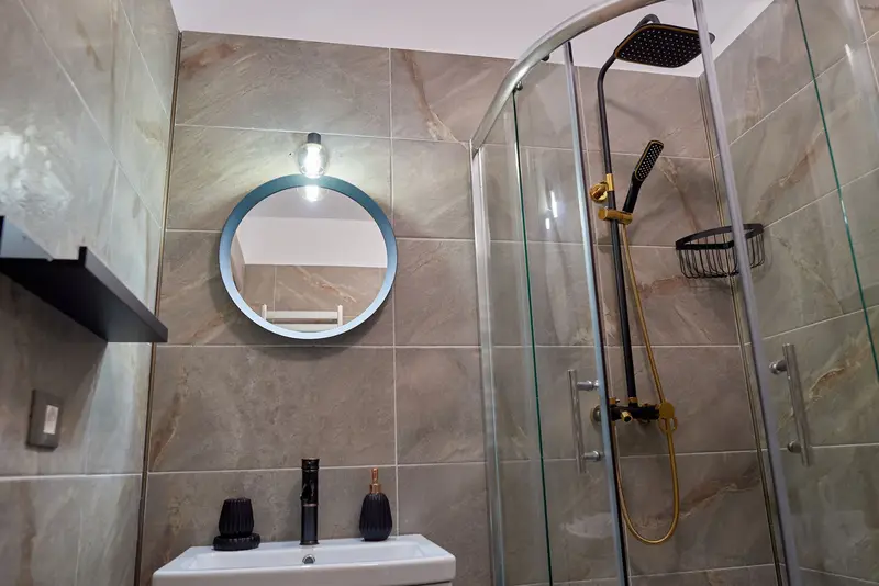 Blue Aqua Studio Spa n Pool Alezzi – 14