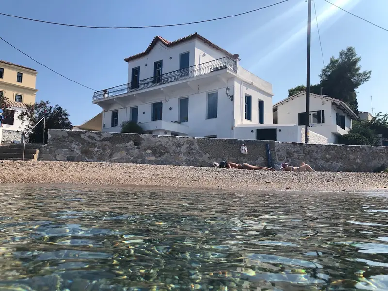 Aqua Vista Σπέτσες - Παραθαλάσσια Βίλα με Θέα στη Θάλασσα και στο Ηλιοβασίλεμα – 2