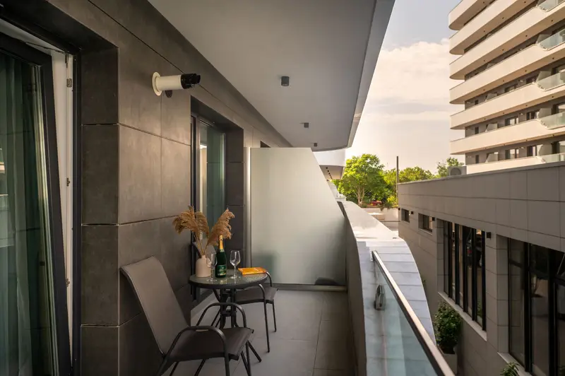Josephine Apartment in Odyssey Spa & Pool-parking – 34
