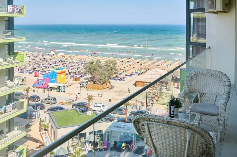 Brooklyn Apartment Spa and Pool Beach Resort - parking – 33