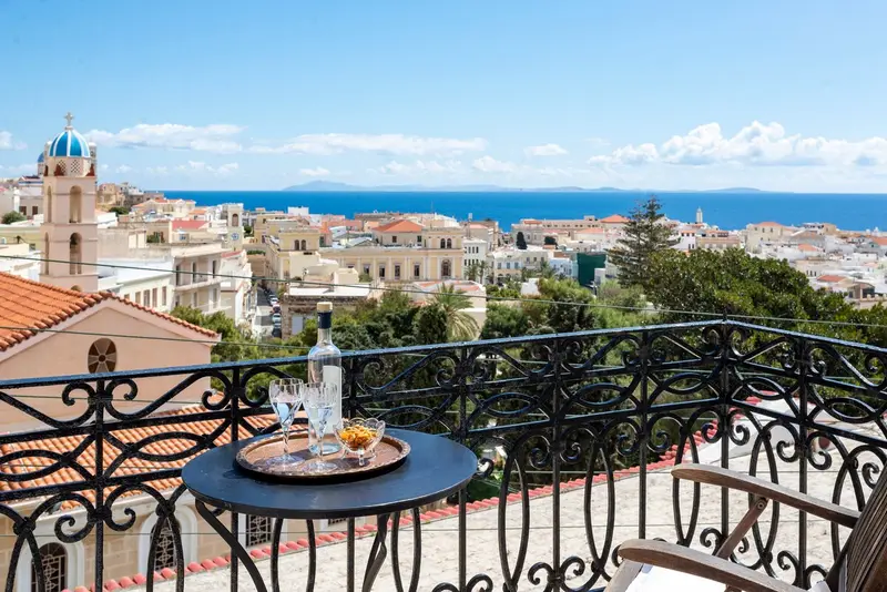 Aqua Vista Σύρος - Νεοκλασικό Διαμέρισμα με Θέα στη Θάλασσα στην Ερμούπολη – 3