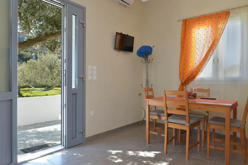 Aqua Vista Σίφνος - Εξοχικό με Βεράντα με Θέα στη Θάλασσα σε Ελαιώνα – 12