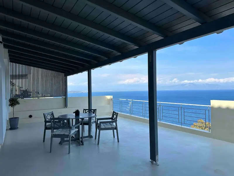 Aqua Vista Πελοπόννησος - Διαμέρισμα με Βεράντα με Πανοραμική Θέα στη Θάλασσα στο Γύθειο, Gytheio