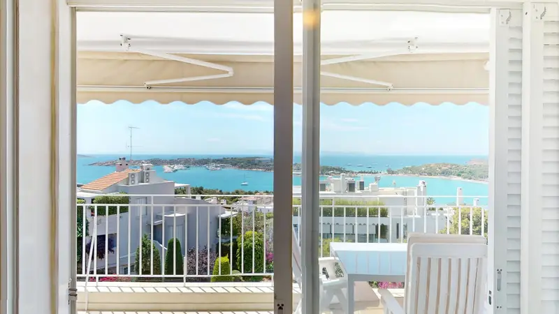 Aqua Vista Βουλιαγμένη - Διαμέρισμα με Θέα Θάλασσα και Βεράντα, Vouliagmeni