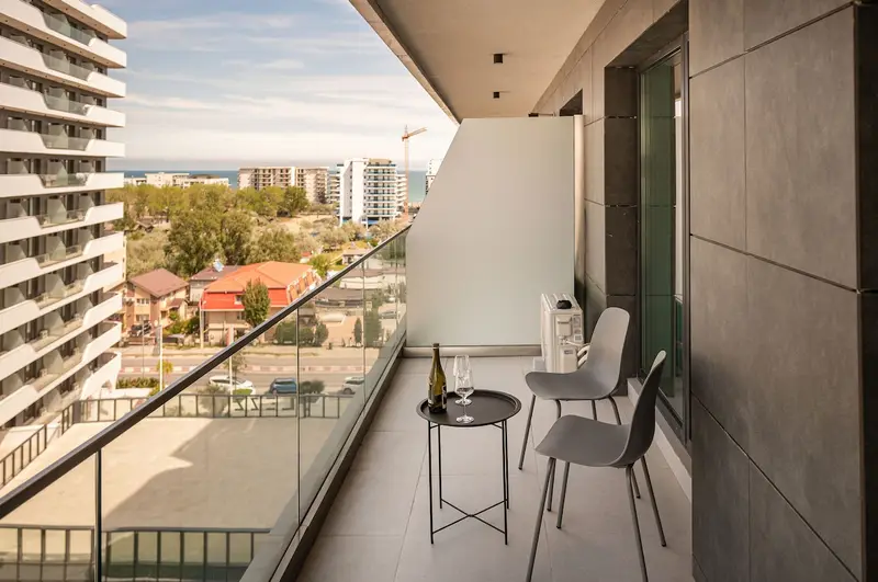 Lotus Apartment 141 in Odyssey pools spa n parking – 12