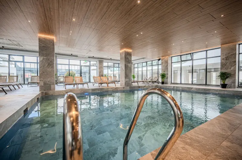 Silver Splash Apartment Odyssey Spa Pool&Fitness – 32