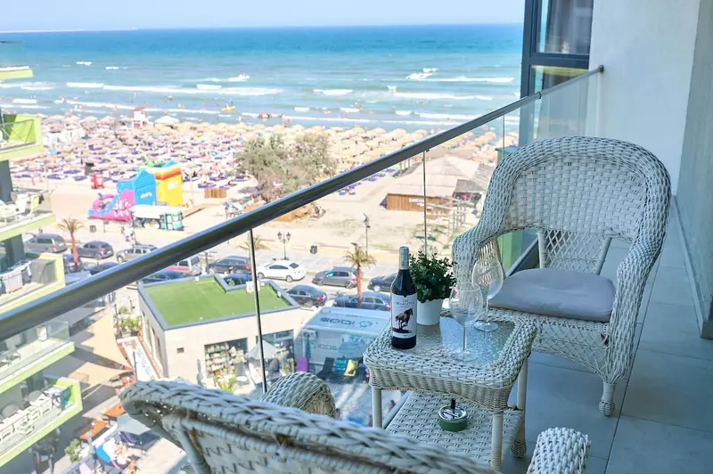 Brooklyn Apartment Spa and Pool Beach Resort - parking – 40