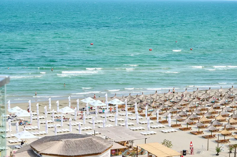 Sea Gem Apartment in Infinity Beach Resort parking – 29