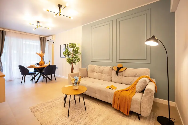RavSea Luxury Apartment in Odyssey SpaPool-parking – 8