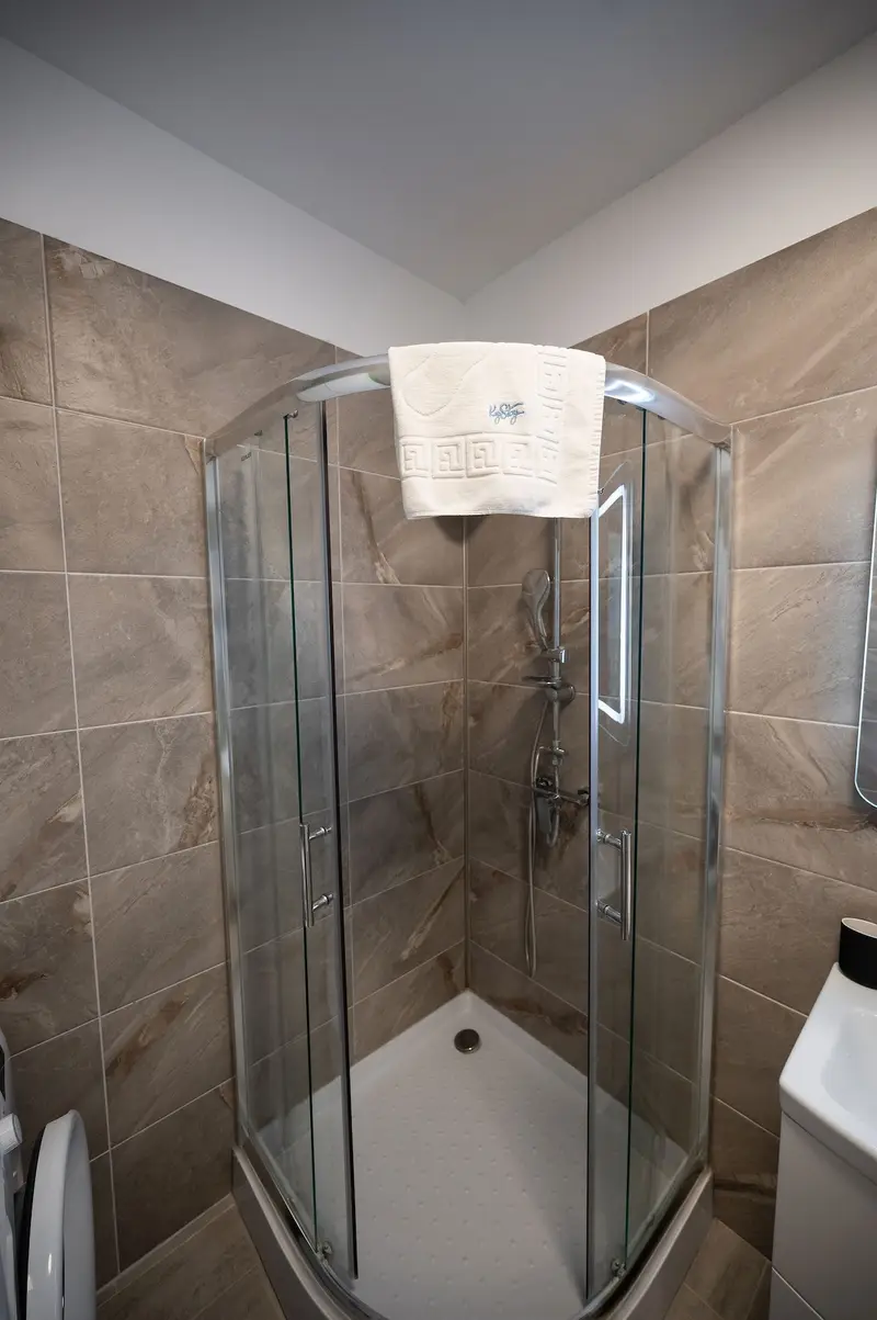 Rock Apartment in Alezzi pools n Spa – 12