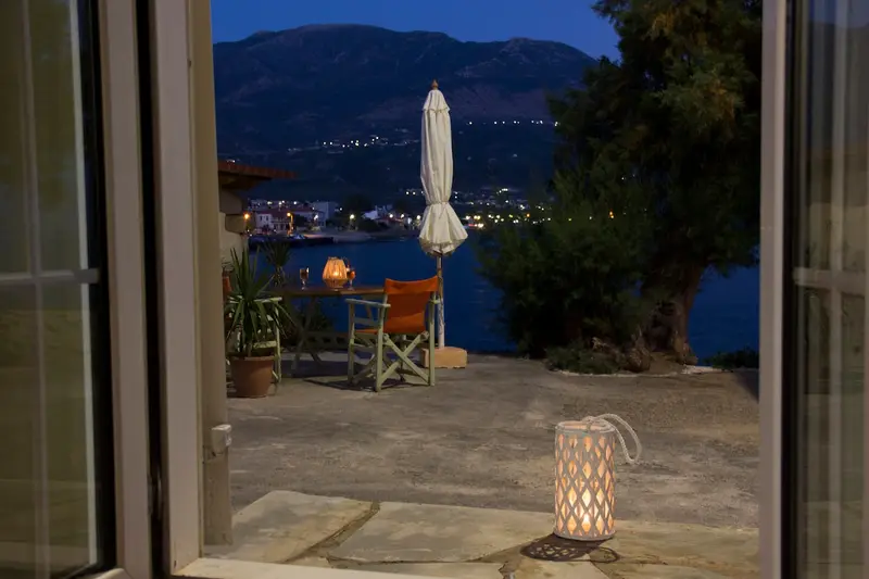 Aqua Vista Πελοπόννησος - Πέτρινο Σπίτι Μπροστά στη Θάλασσα στον Άγιο Νικόλαο – 5