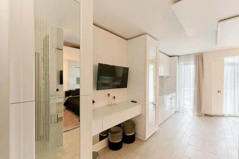 Fantasy studio- Spa n Pools beach resort – 6
