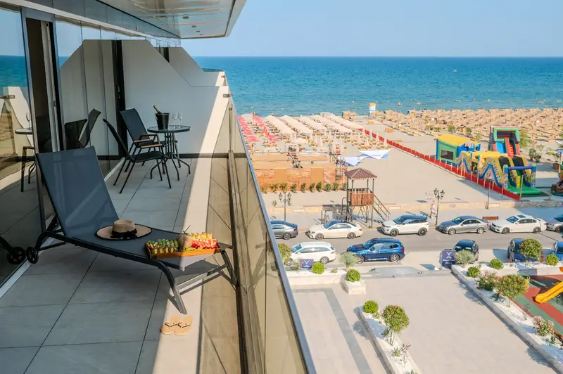 AC-424-Spectre Collection (60 SQM Studio Sea View) – 18