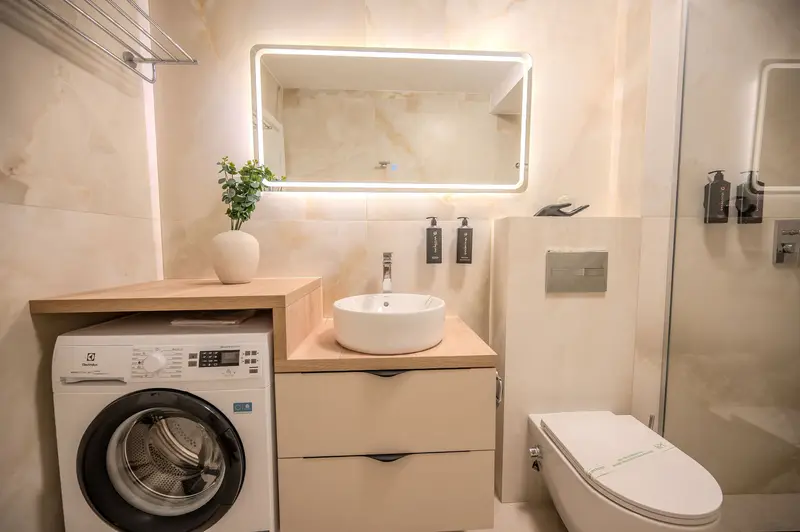 AC-803-Silver Shadow Collection (89 SQM 1BD City View) – 11