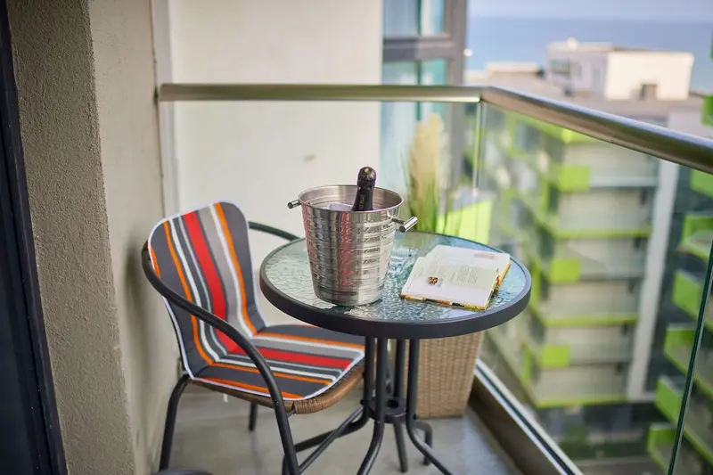 Sunrise King Studio Spa n Pool Beach resort – 18