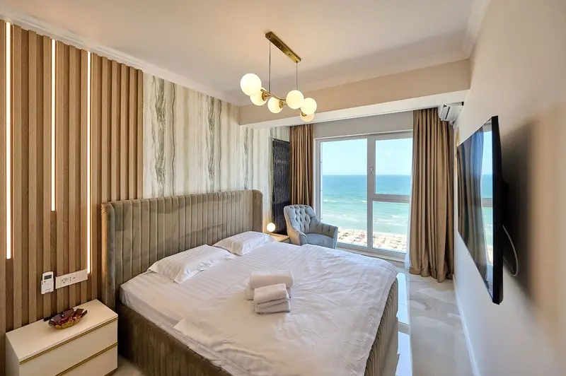 Beach Bliss Apartment in Infinity Beach Resort parking – 4