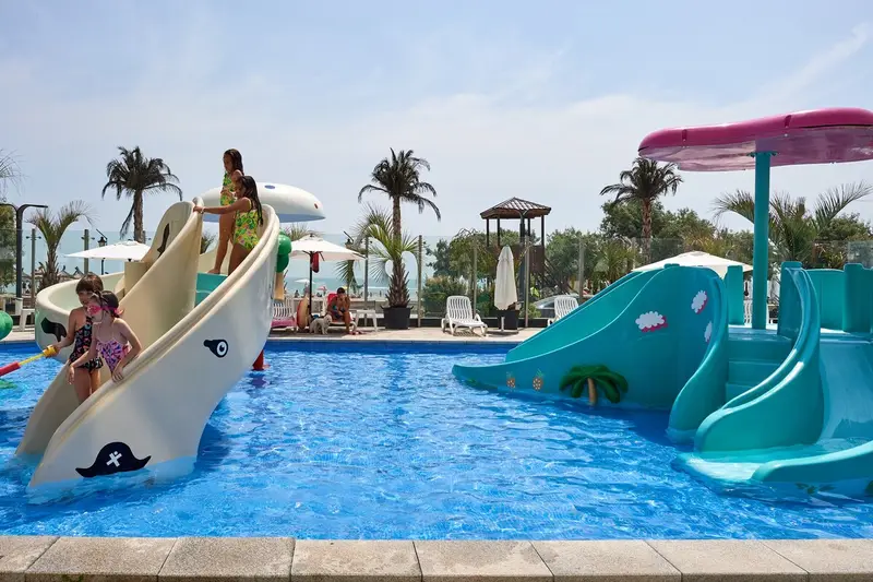 Fancy apartment in Spa n Pool Beach resort – 4