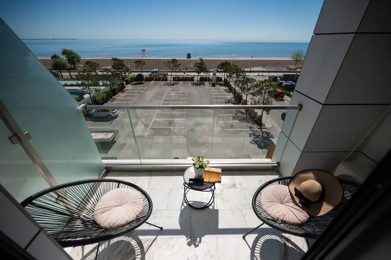 Amazing Sea View Apartment in Infinity pools n spa – 7