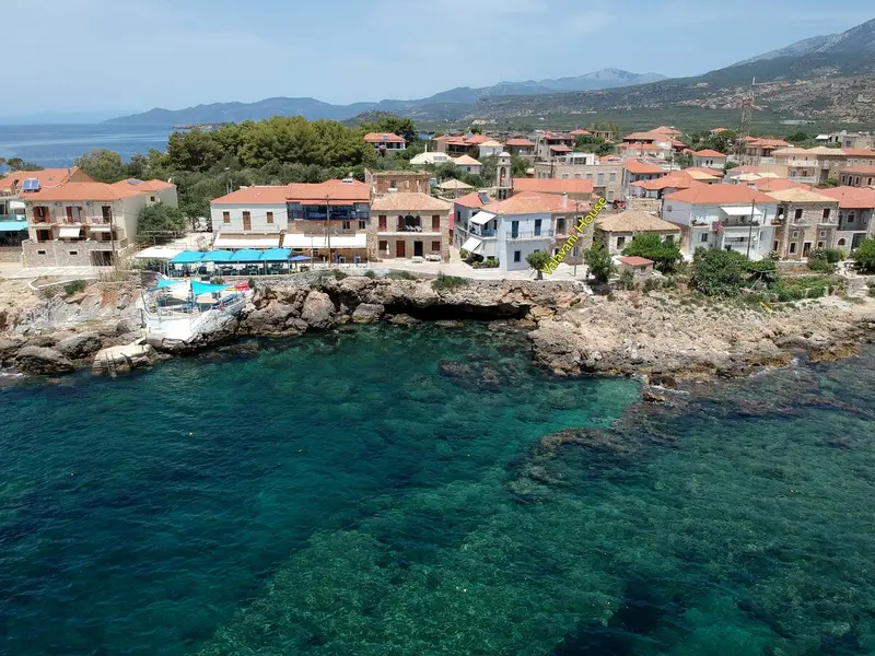Aqua Vista Πελοπόννησος - Πέτρινο Σπίτι Μπροστά στη Θάλασσα στον Άγιο Νικόλαο, Agios Nikolaos