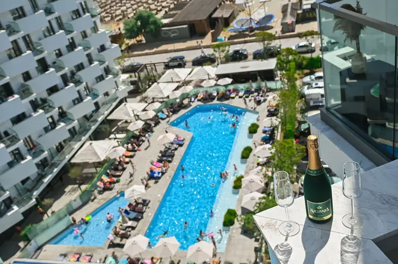 Raw Seaview Apartment in Infinity Pool&Spa-parking – 16