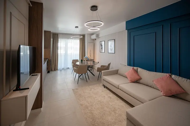 MarinaBlue Apartment in Odyssey pool spa n parking, Alezzi Odyssey